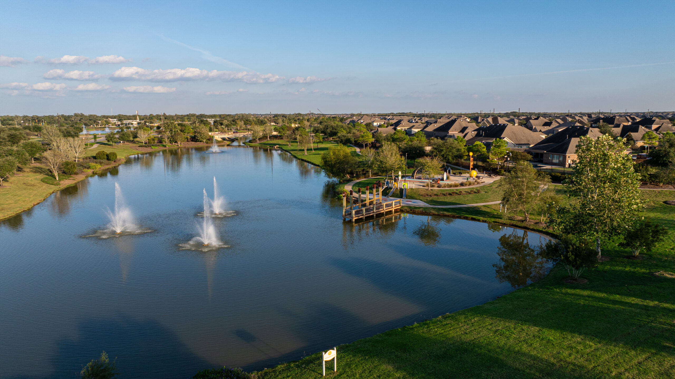 Why Choose a Gated vs Non-Gated Community